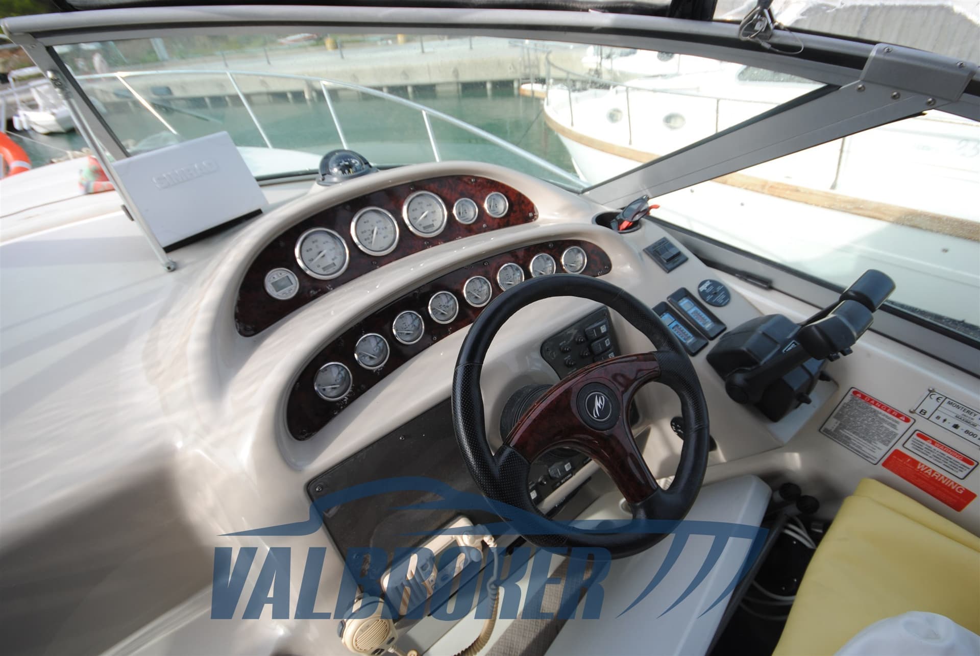 Monterey Boats 282 Cruiser usato - dettaglio 3