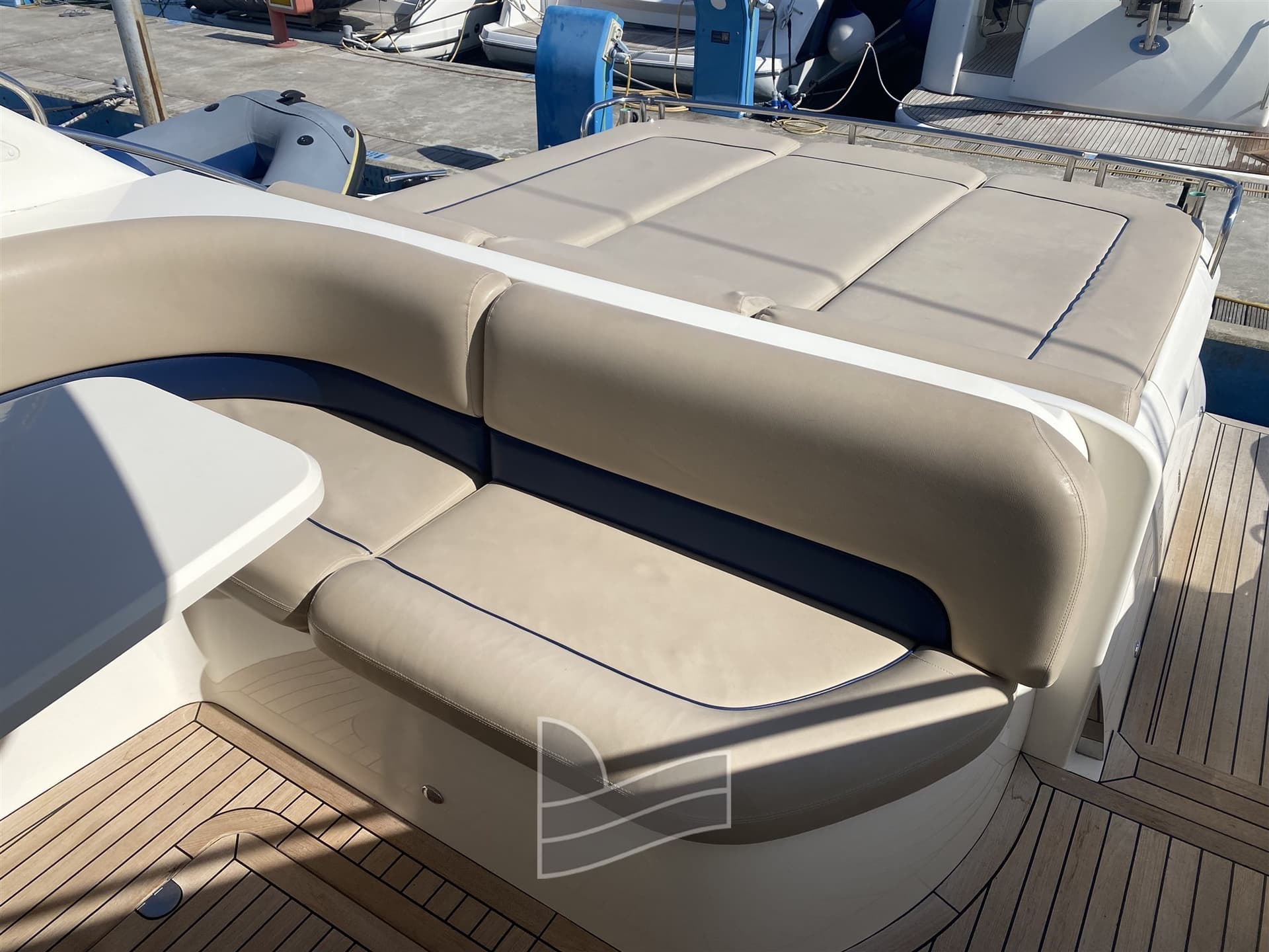 Princess Yachts V 48 usato - dettaglio 4